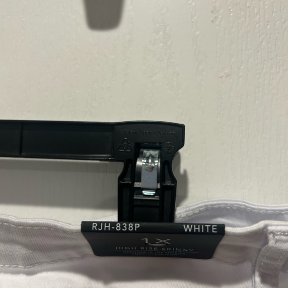 American Bazi White Distressed Skinny Jeans NWT - Picture 8 of 10